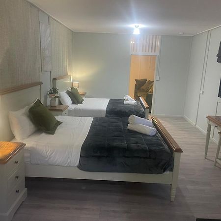 Cypress Bnb Hervey Bay Exterior photo