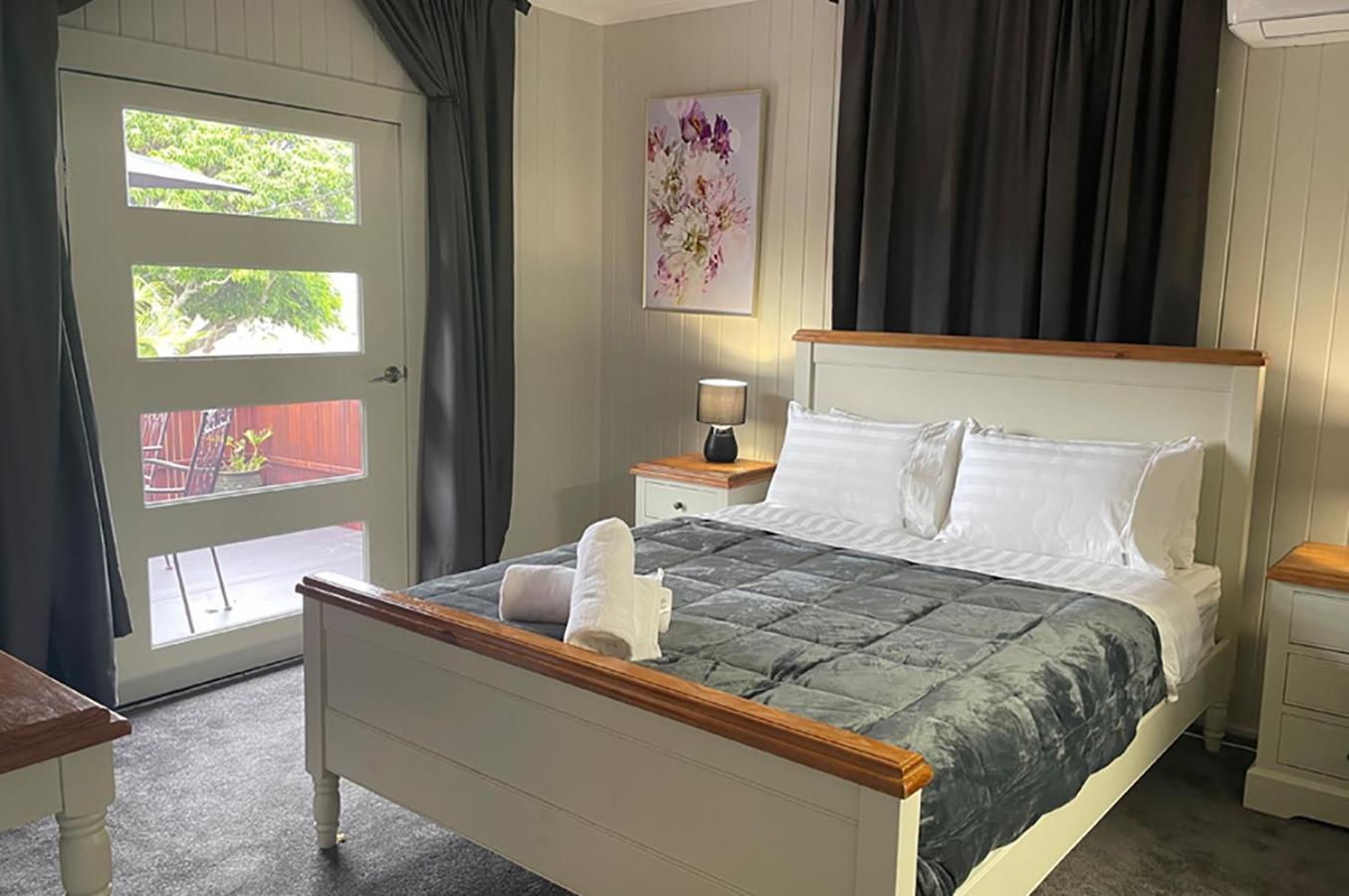Cypress Bnb Hervey Bay Exterior photo